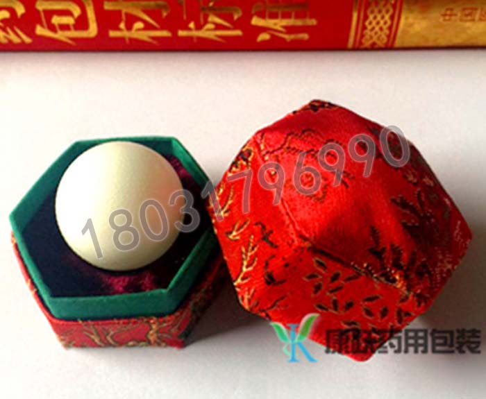 安宮八角錦緞盒